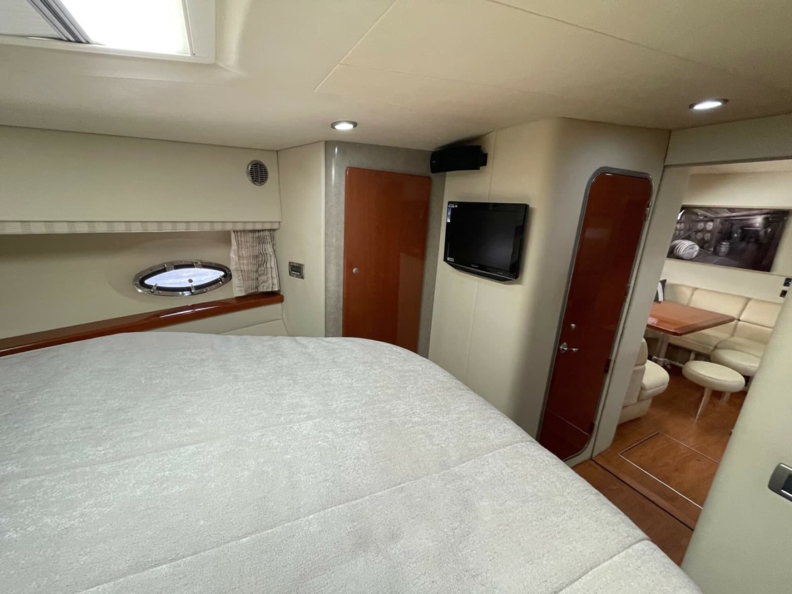 2008 Formula 45 Yacht - Photo 32