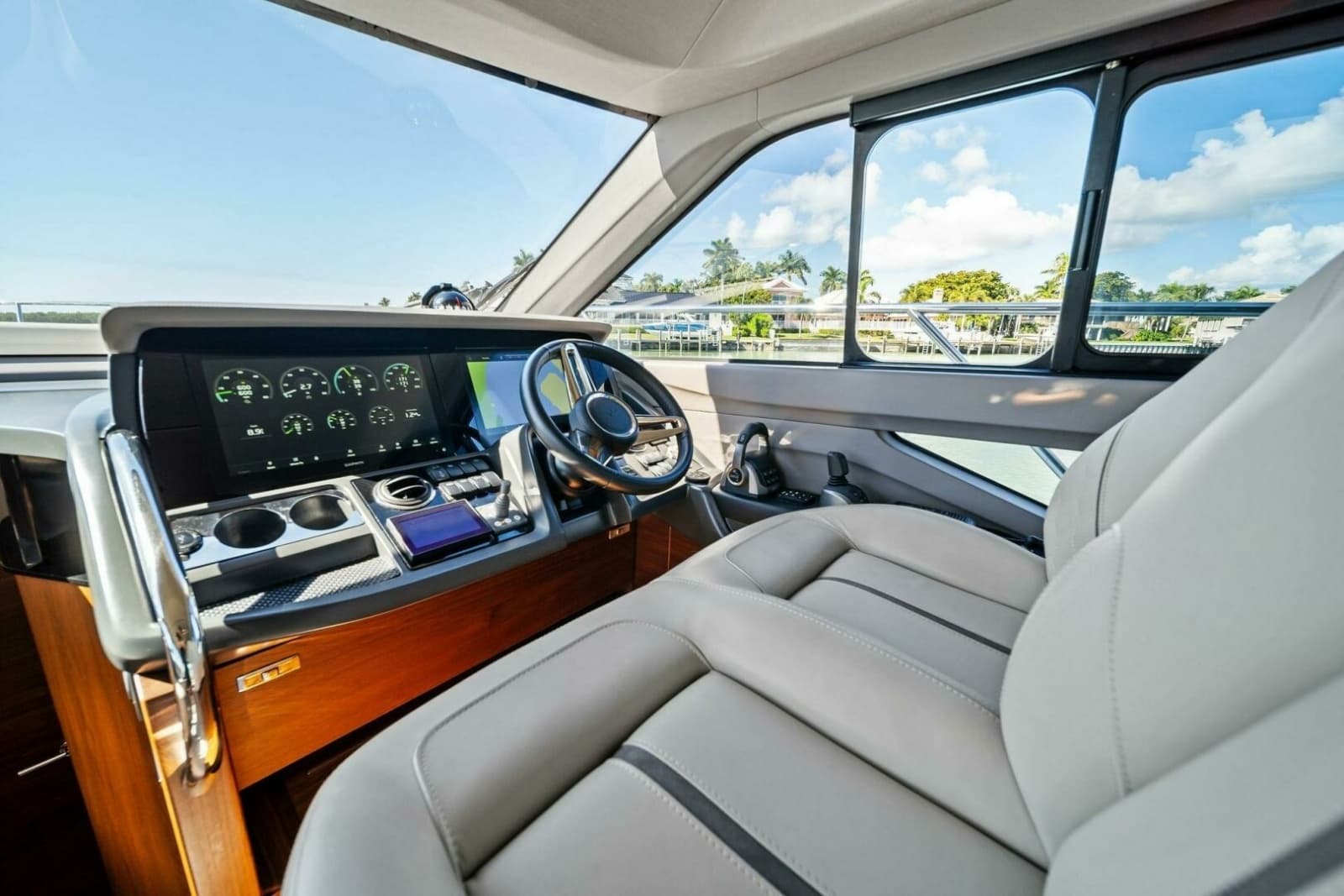 2023 Princess F50 - Photo 16