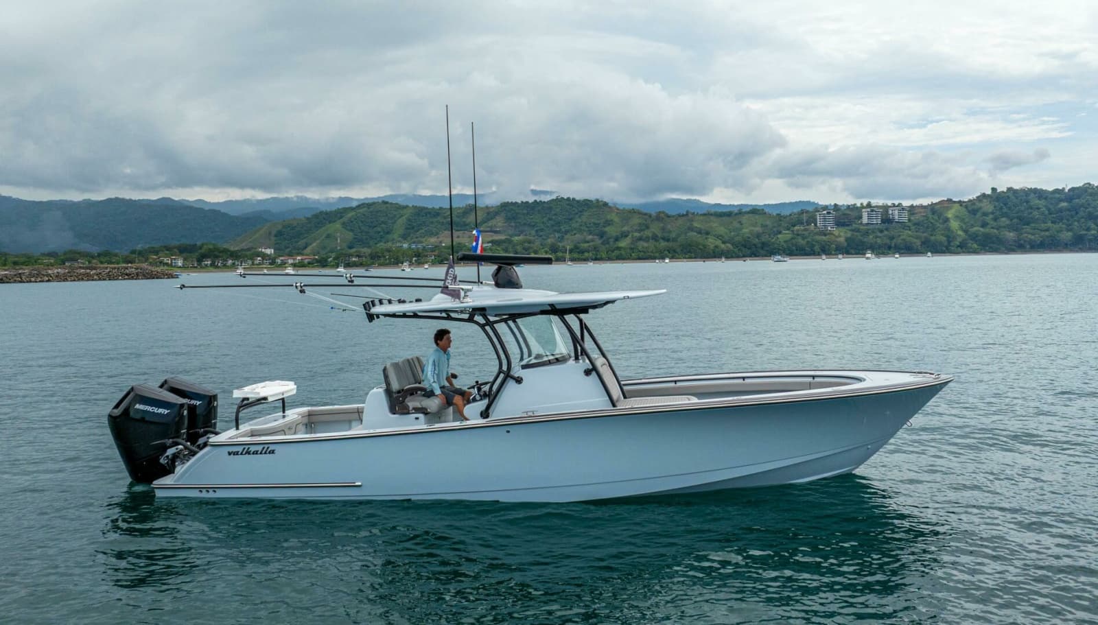 2024 Valhalla Boatworks V-33 - Photo 1