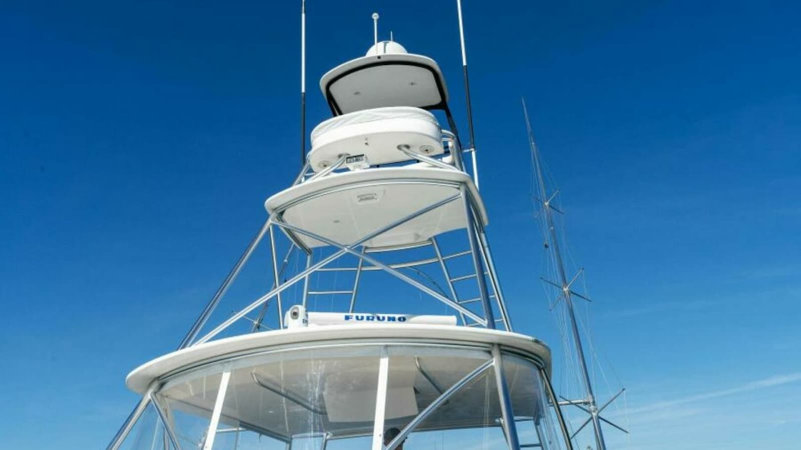 2013 Viking 55 Convertible - Photo 42