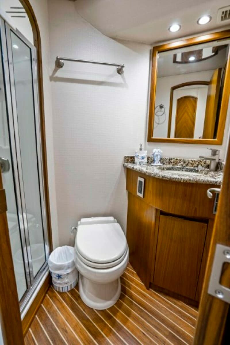 2011 Viking 70 Enclosed Bridge - Photo 35