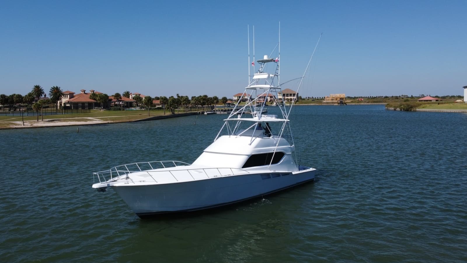 2001 Hatteras 60 Convertible - Photo 46