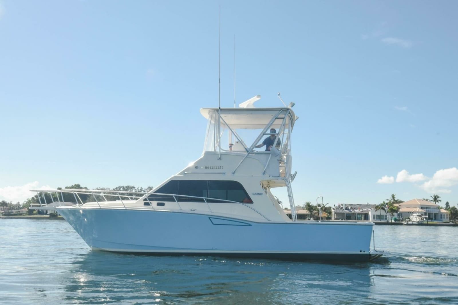 2001 Cabo 35 Flybridge - Photo 34