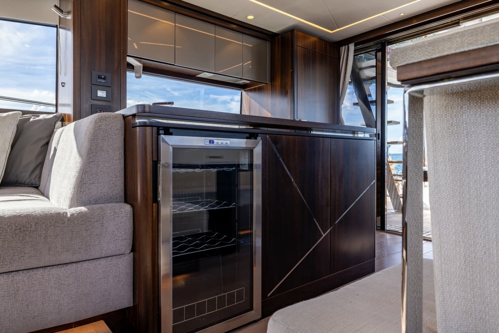 2022 Sunseeker Manhattan 68 - Photo 38
