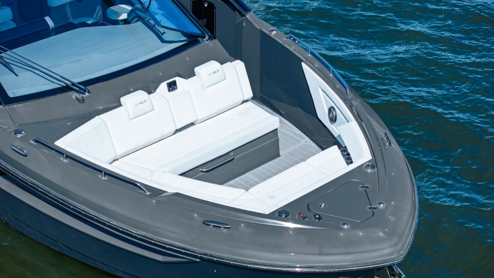 2023 Cruisers Yachts 42 GLS - Photo 59
