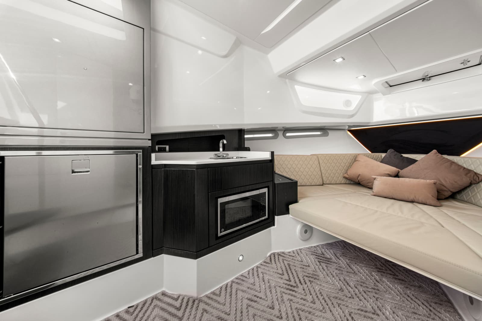 2025 Schaefer 375 HT - Photo 32