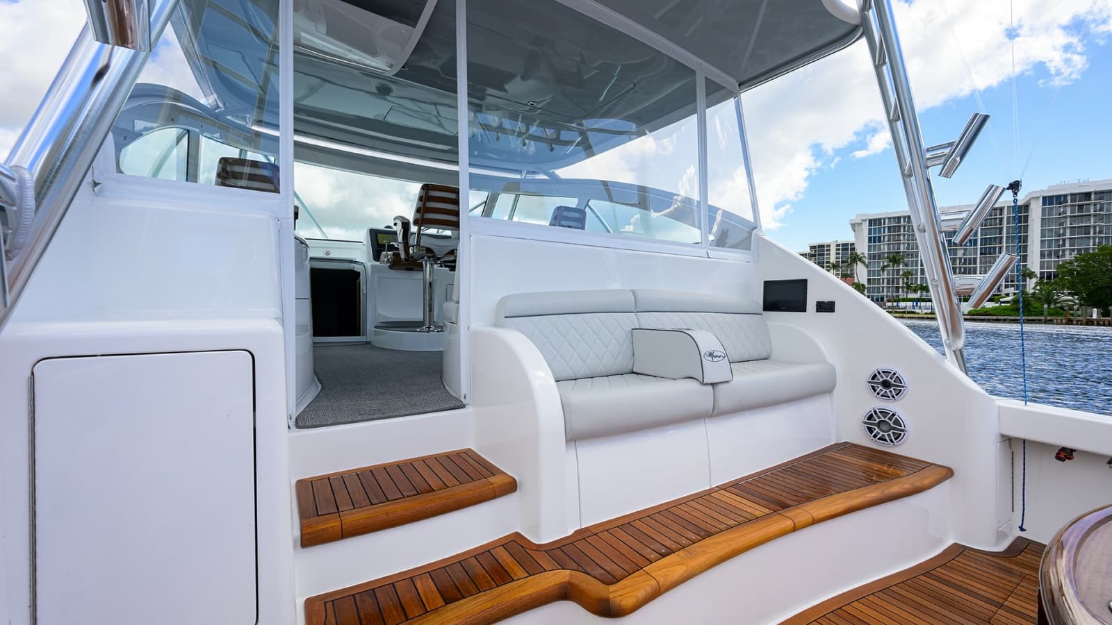 2022 Viking 44 Open - Photo 27