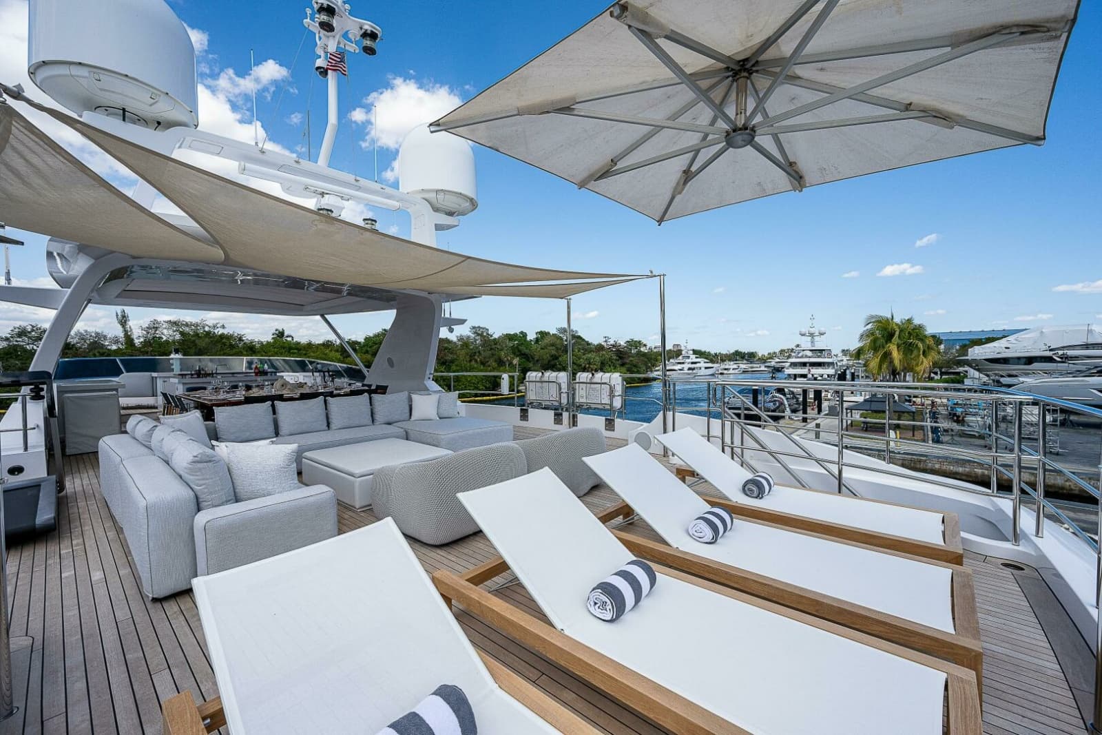 2016 Benetti 132 Classic Supreme - Photo 36