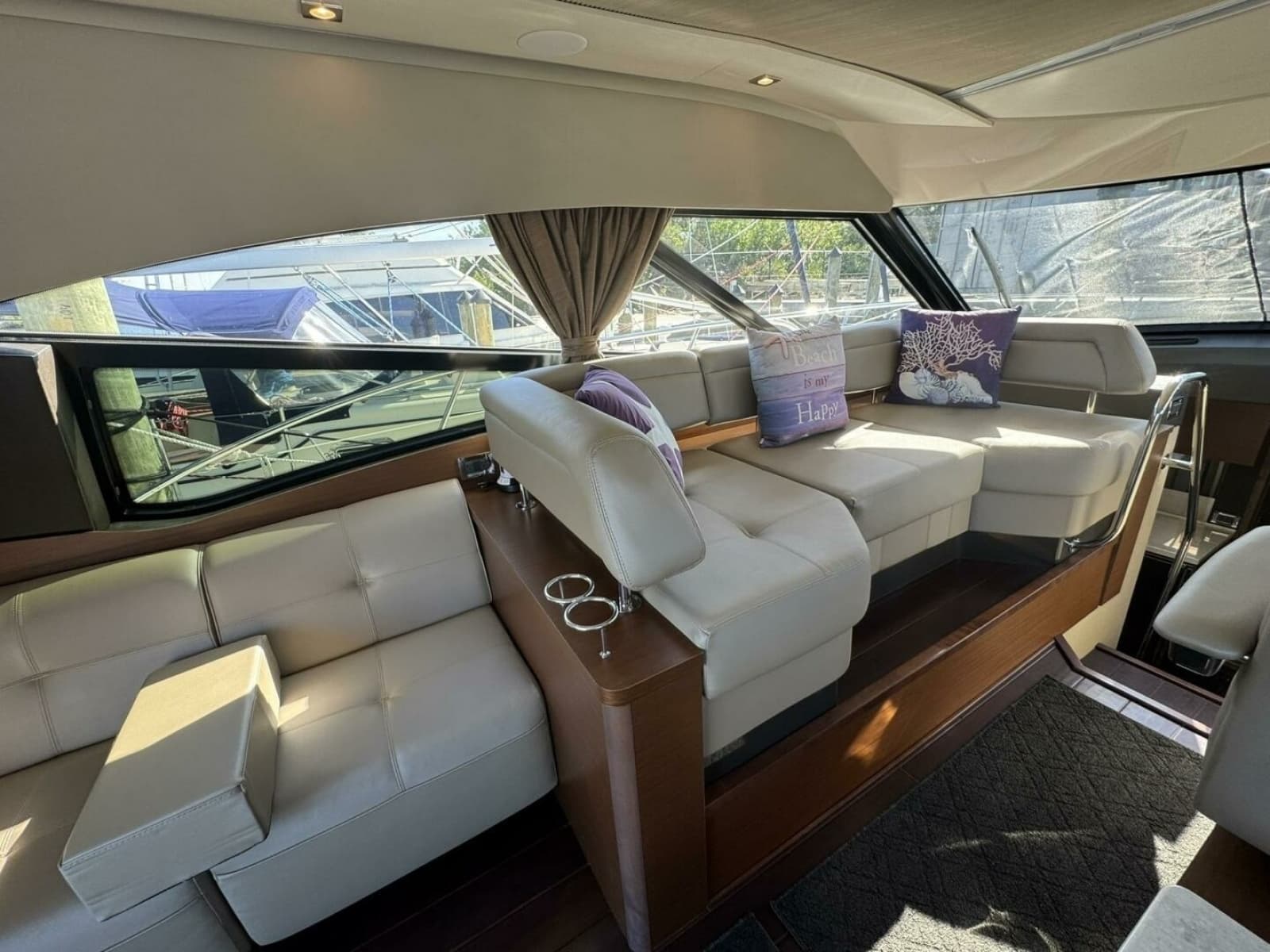 2016 Sea Ray 470 Sundancer - Photo 12