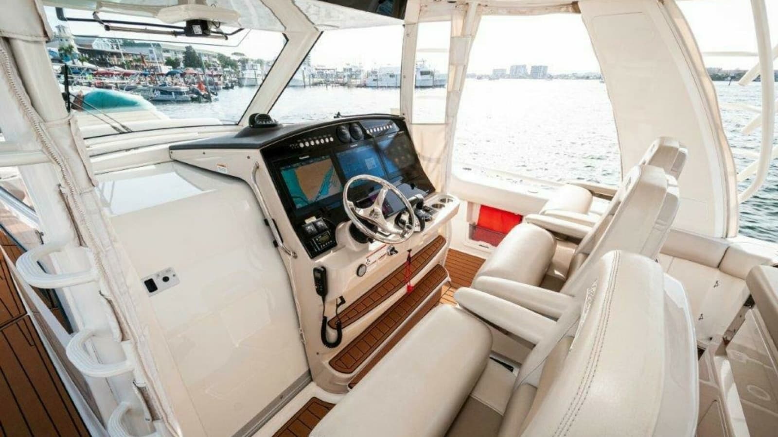 2018 Boston Whaler 420 Outrage - Photo 16