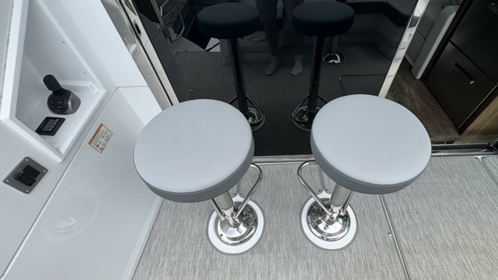 2023 Cruisers Yachts 50 Cantius - Photo 27