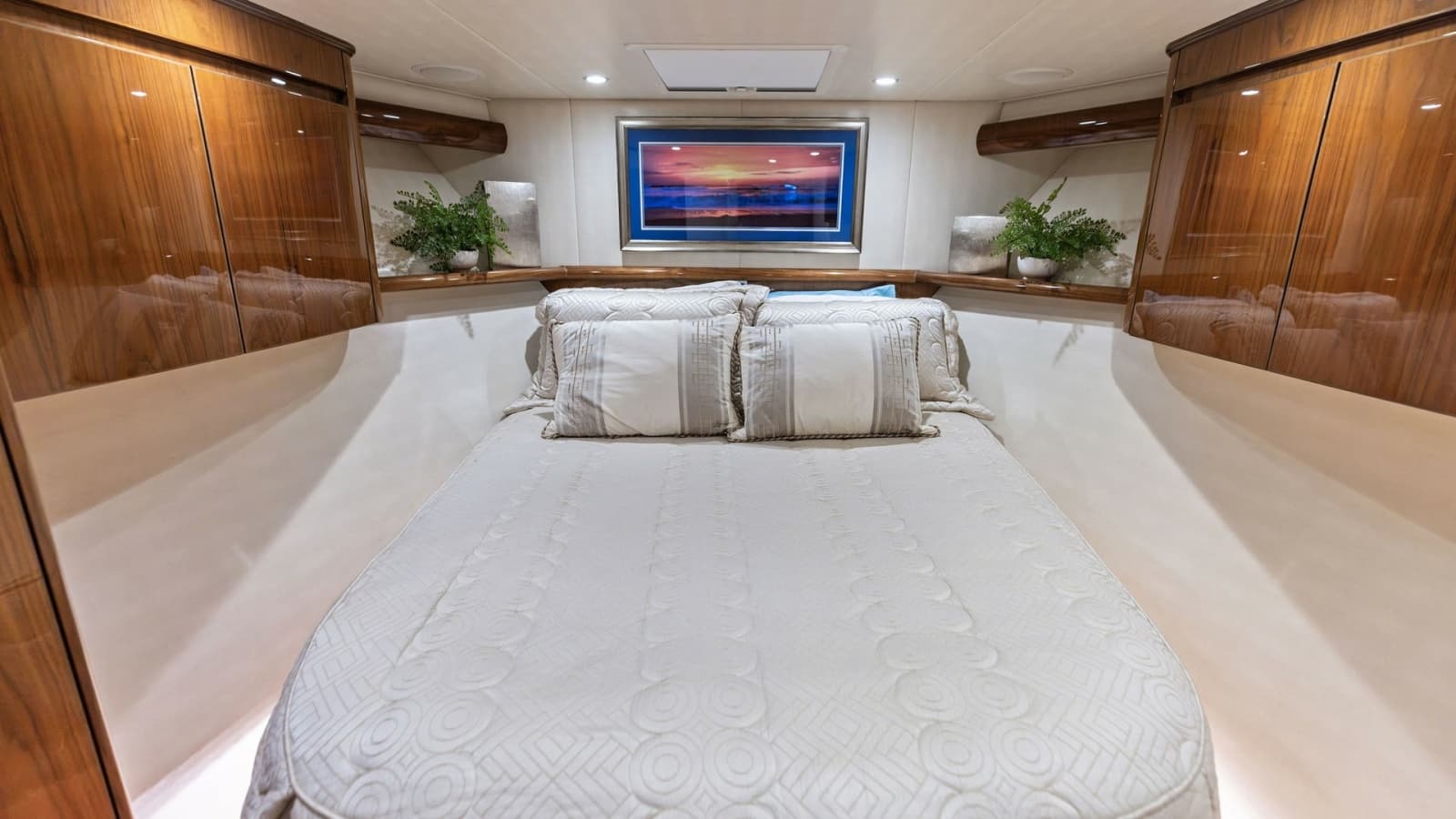 2018 Viking 62 Enclosed Bridge - Photo 49
