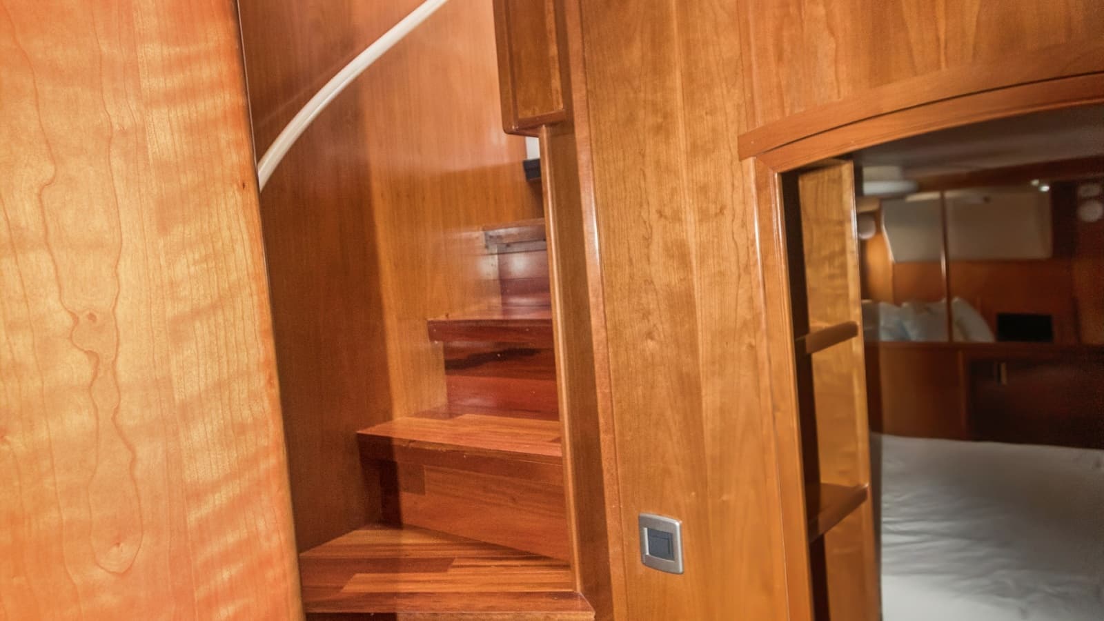 2005 Meridian 540 Pilothouse - Photo 25