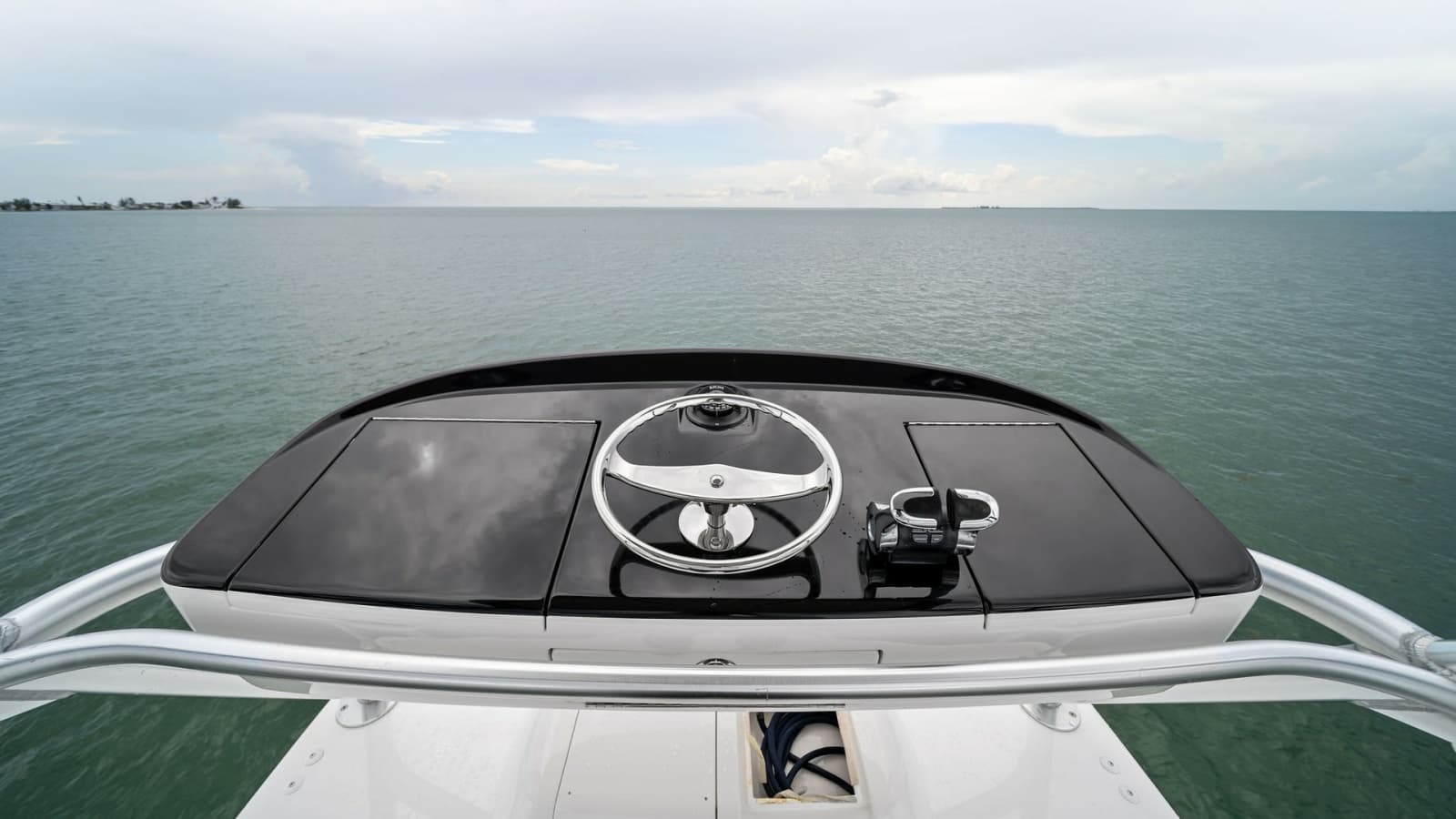 2015 Viking 55 Convertible - Photo 69