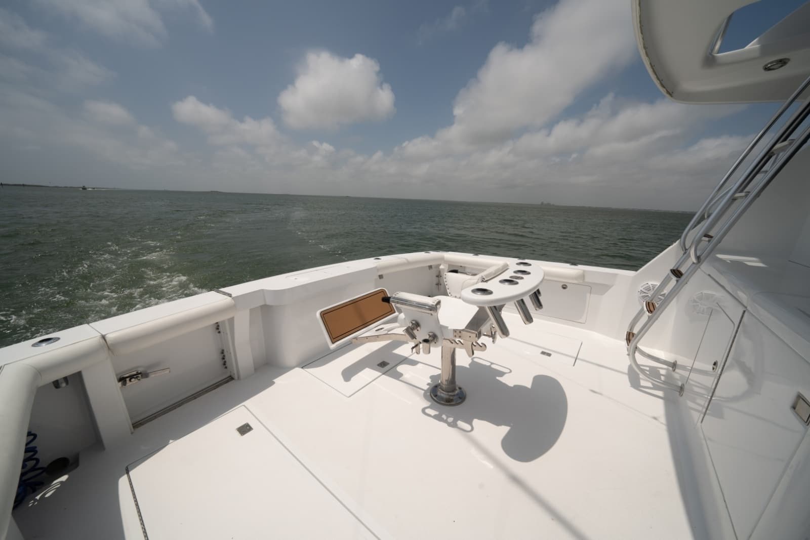 2002 Cabo 43 Convertible - Photo 34