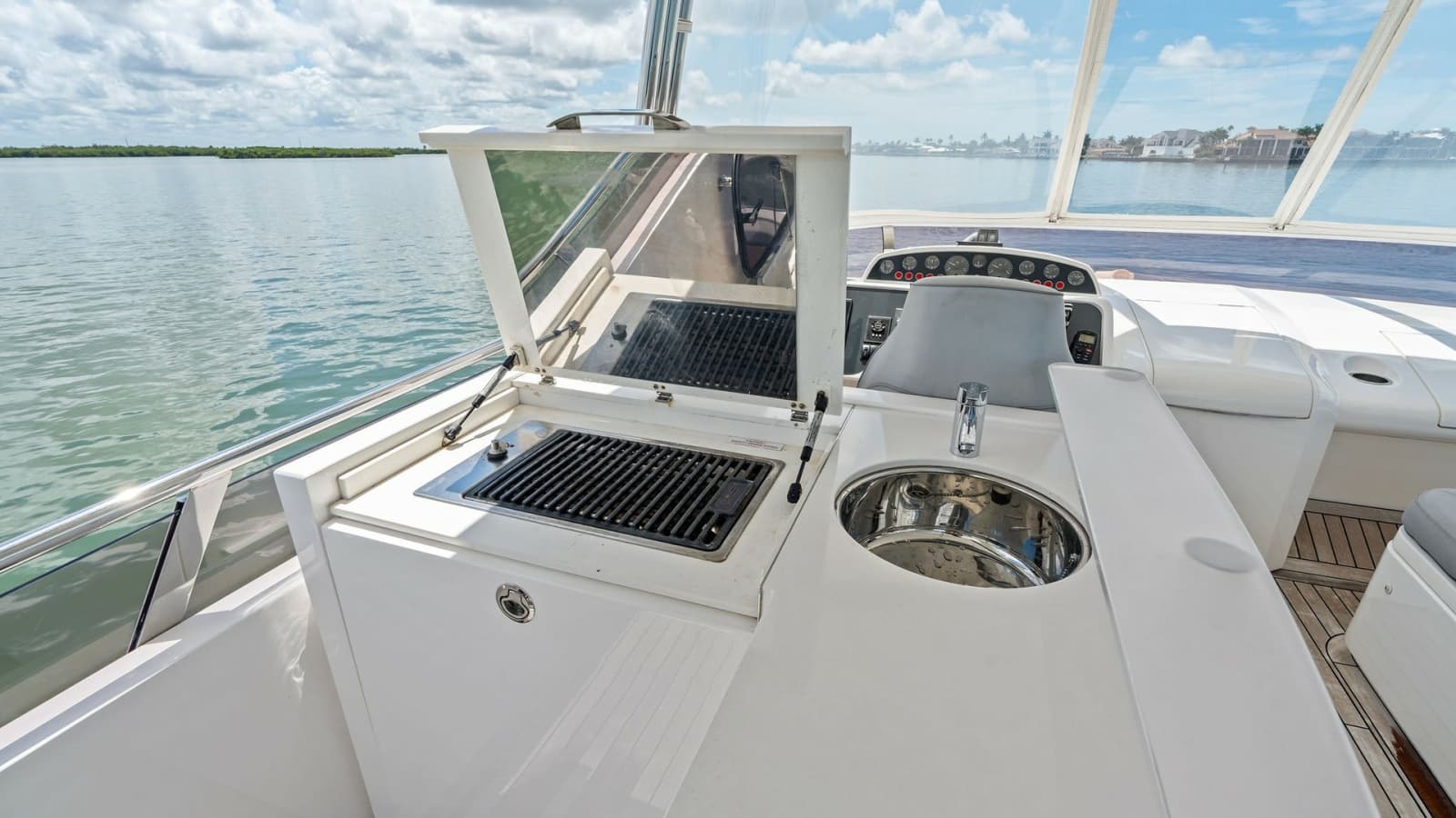 2016 Princess 64 Flybridge - Photo 63