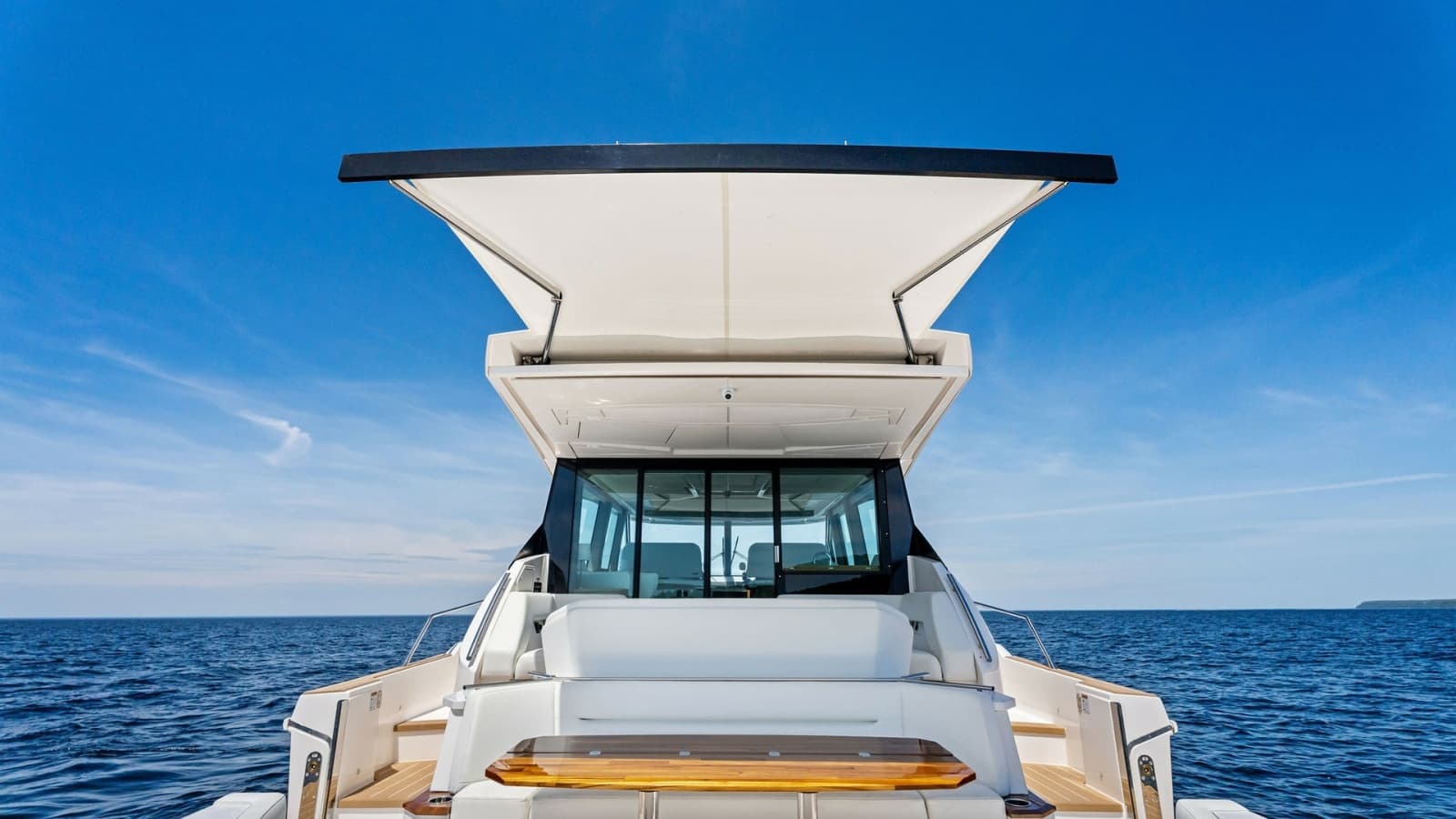 2025 Tiara Yachts EX 60 - Photo 44