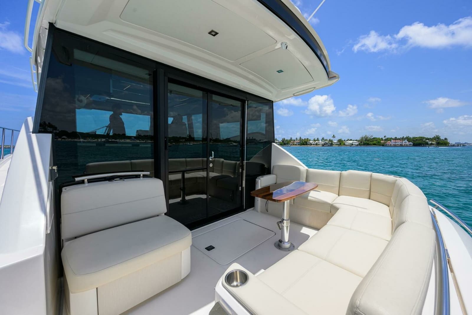 2023 Tiara Yachts C49 - Photo 2