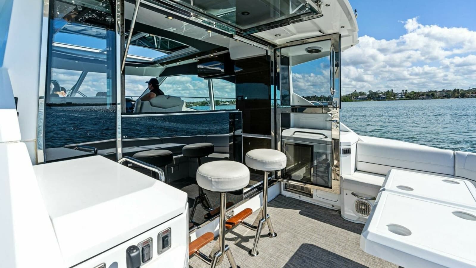 2019 Cruisers Yachts 45 Cantius - Photo 55