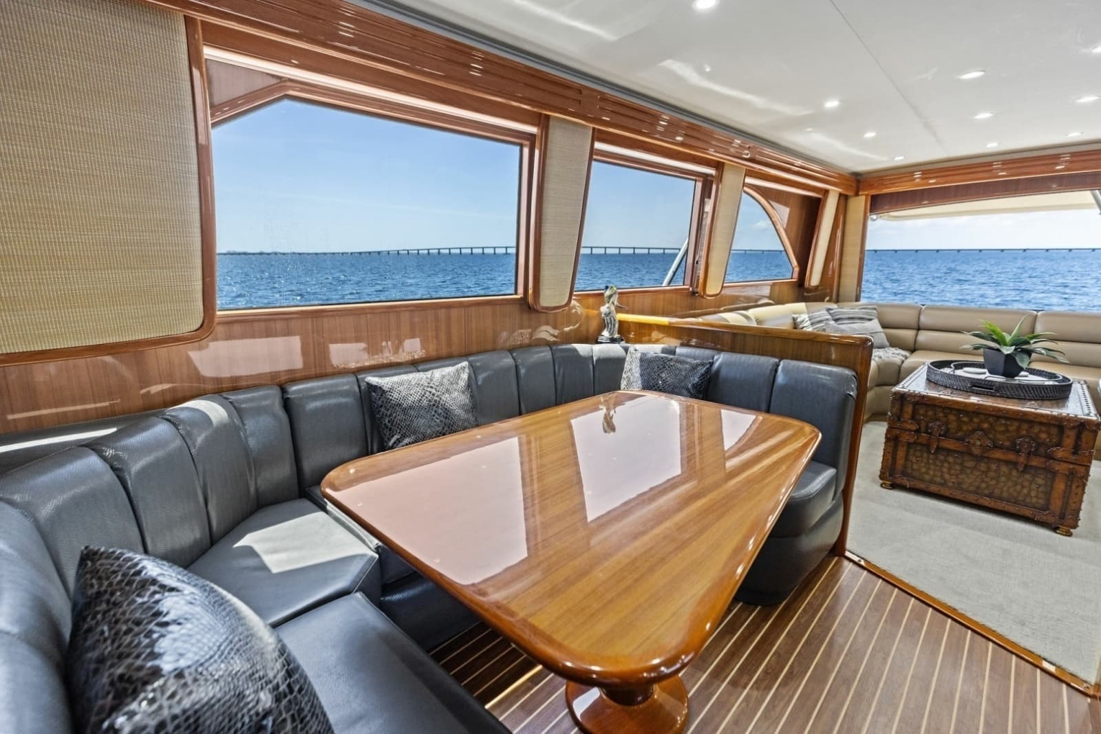 2008 Viking 68 Skybridge - Photo 65