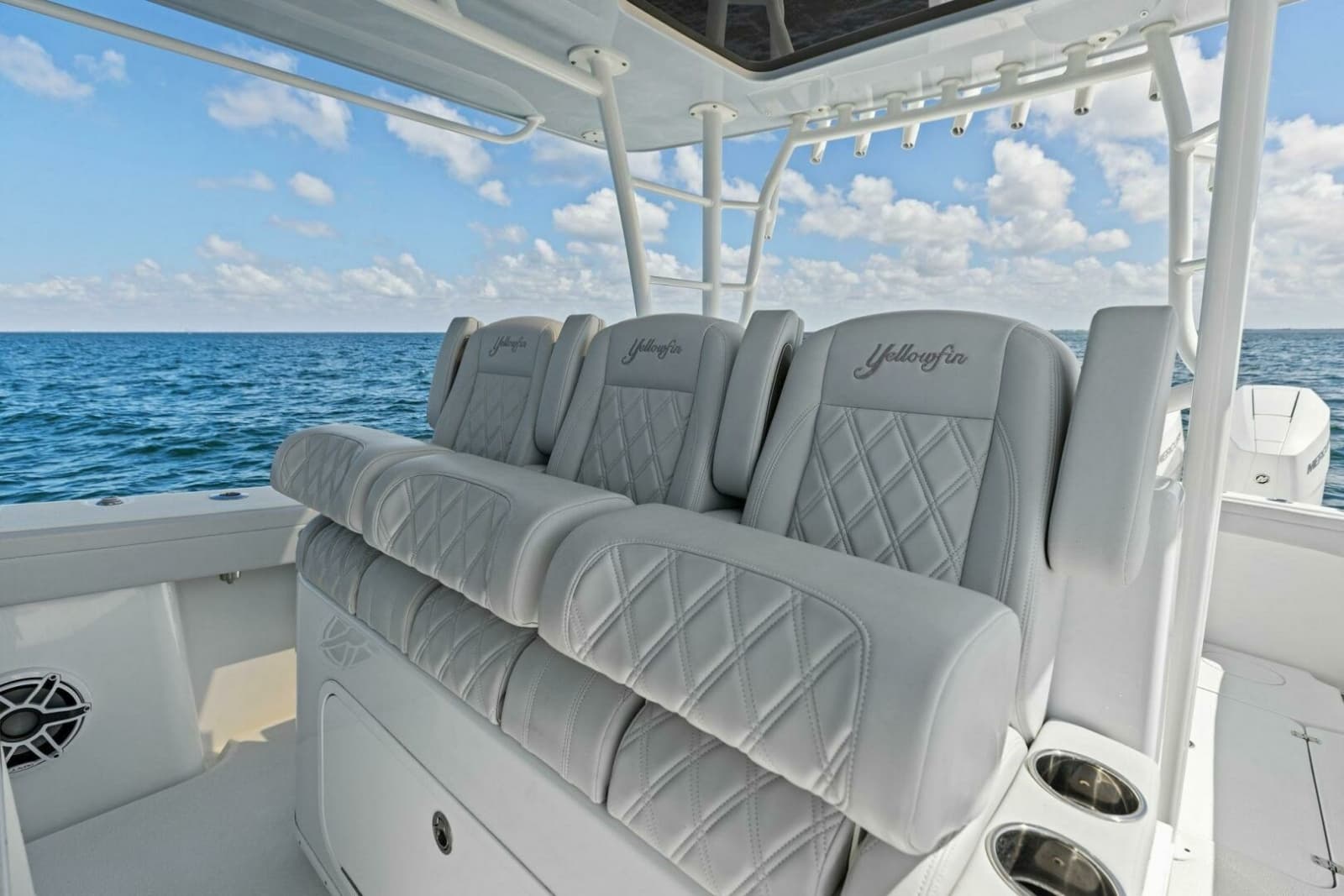 2024 Yellowfin 42 Offshore - Photo 18
