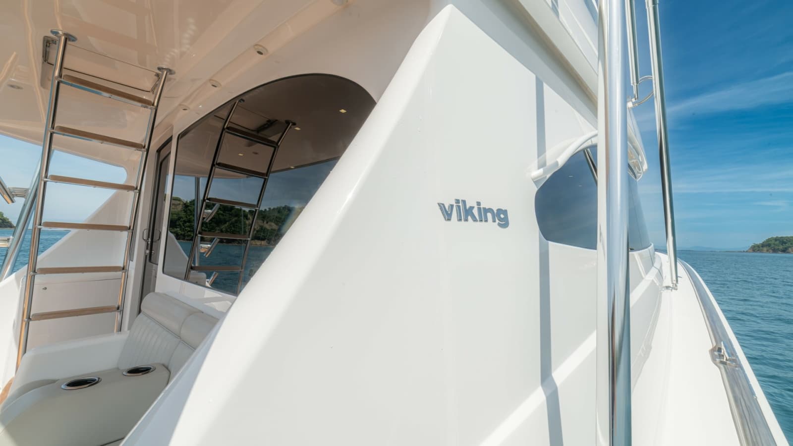 2024 Viking 64 Convertible - Photo 50