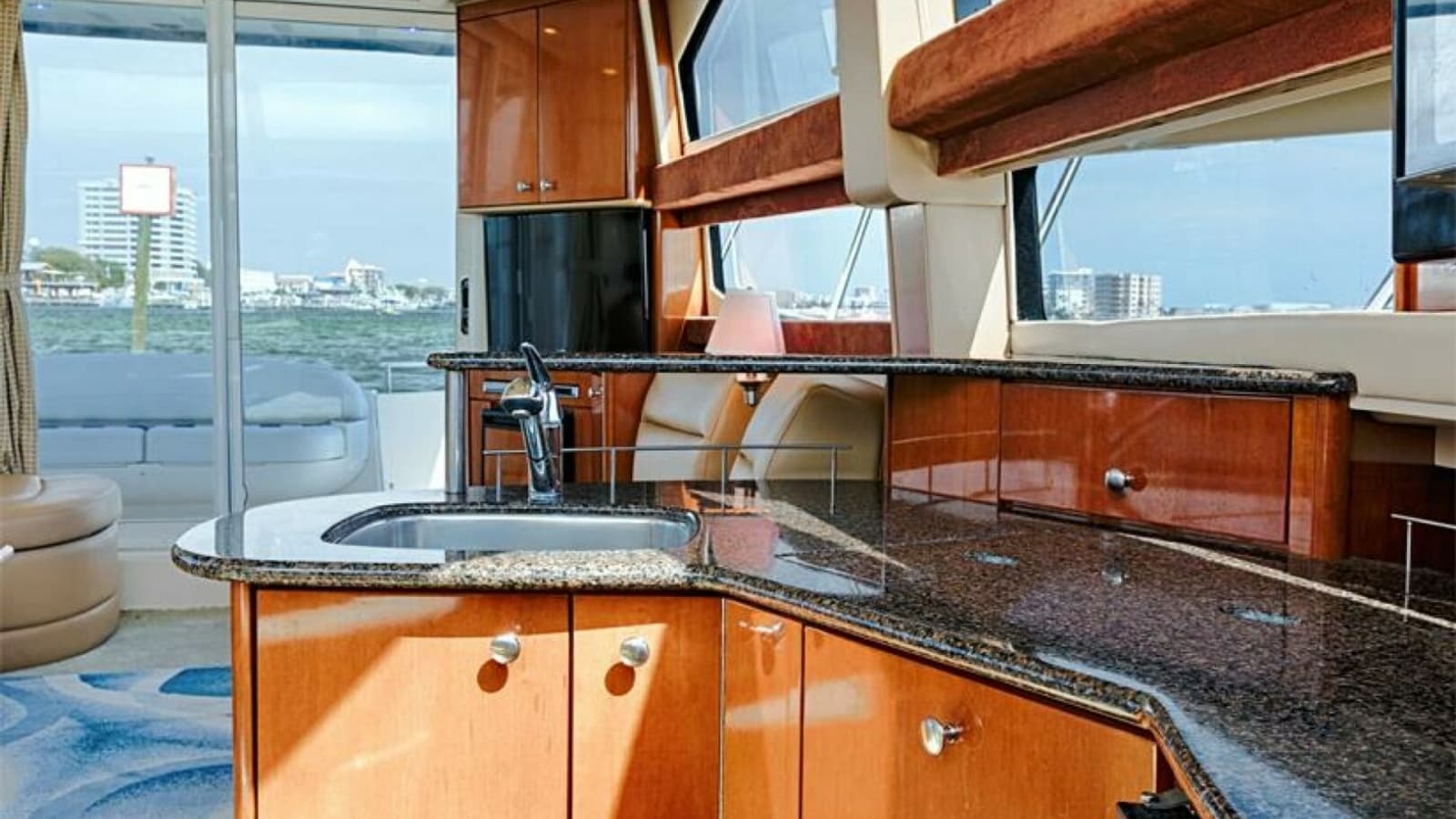 2006 Meridian 391 Sedan - Photo 12