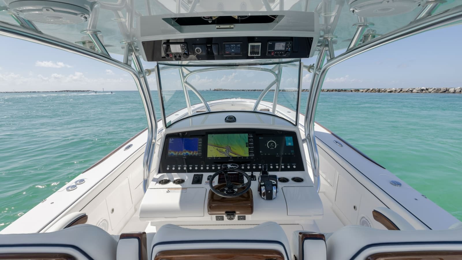 2025 Valhalla Boatworks V-41 Center Console - Photo 4