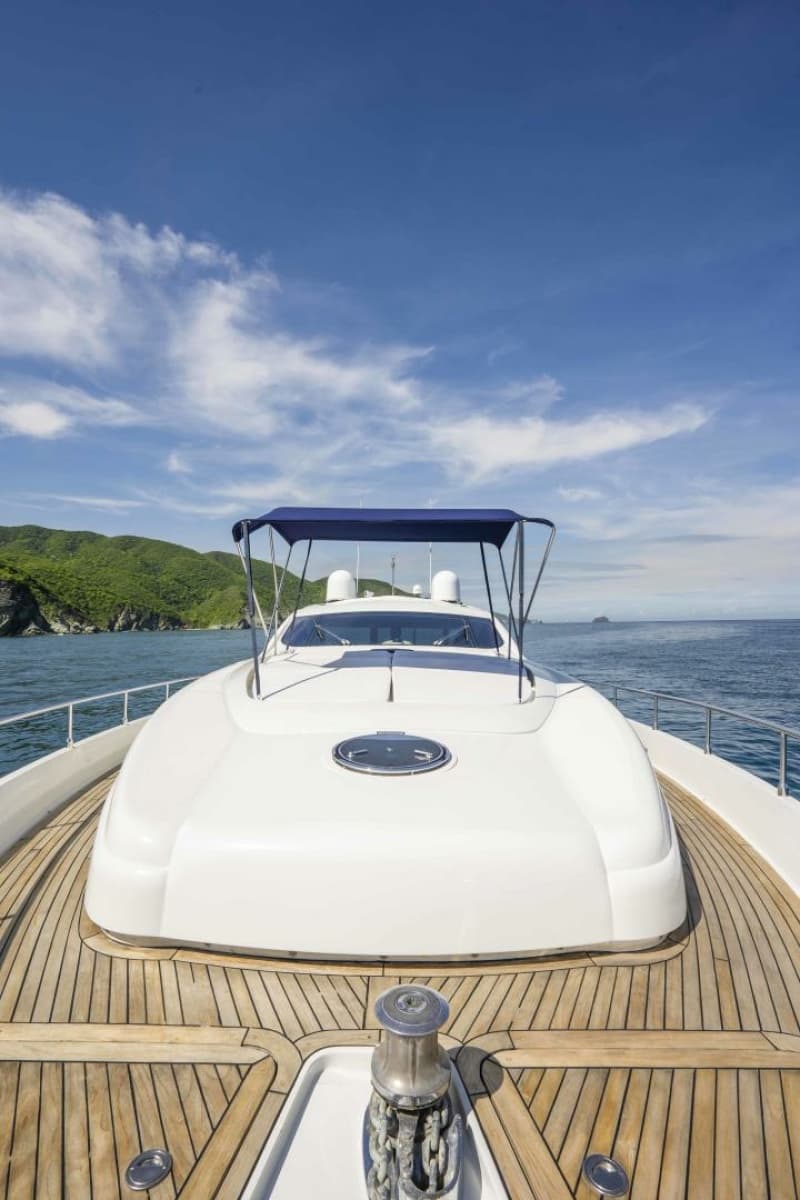 2005 Pershing 76 Motor Yacht - Photo 38