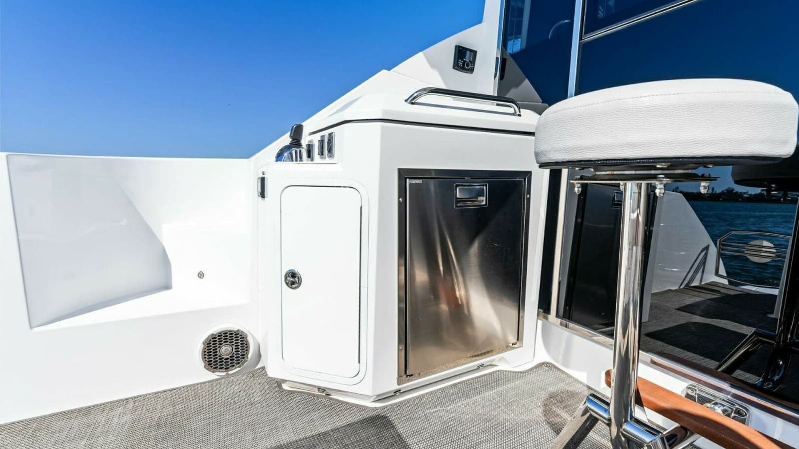 2019 Cruisers Yachts 45 Cantius - Photo 39