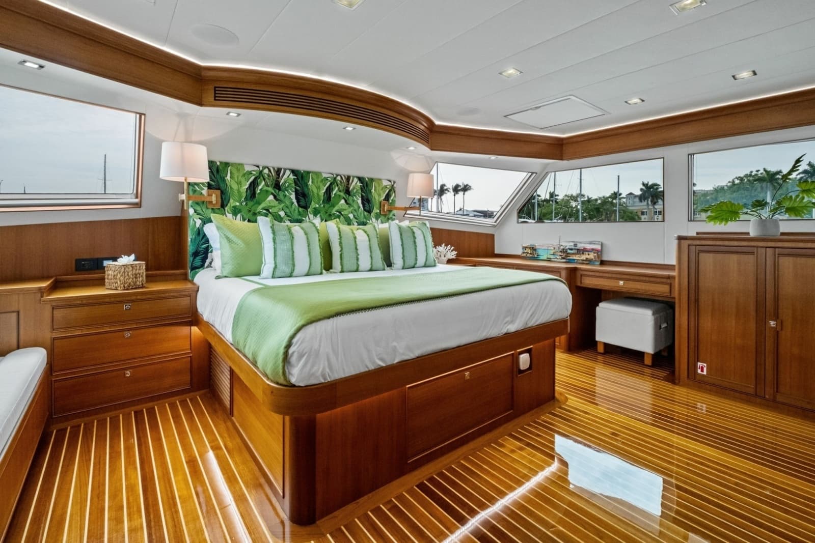 2024 Marlow 90V - Photo 5