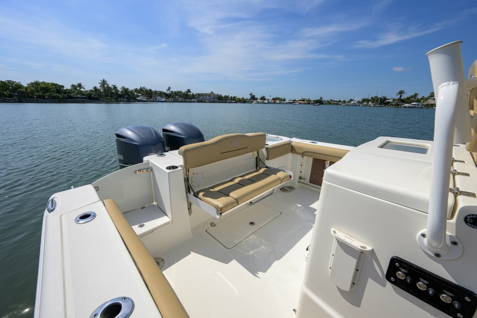 2019 NauticStar 28XS - Photo 27
