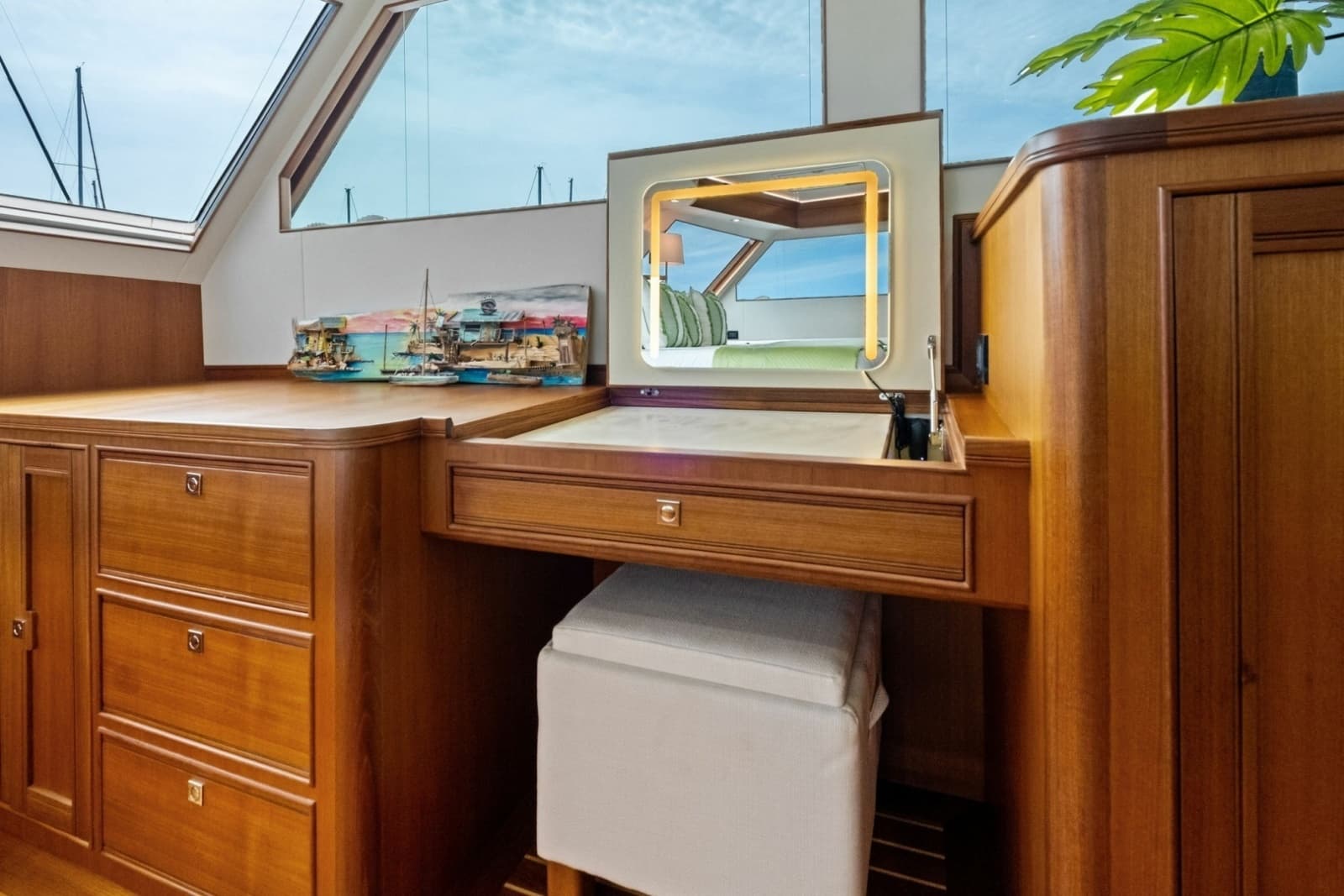 2024 Marlow 90V - Photo 53