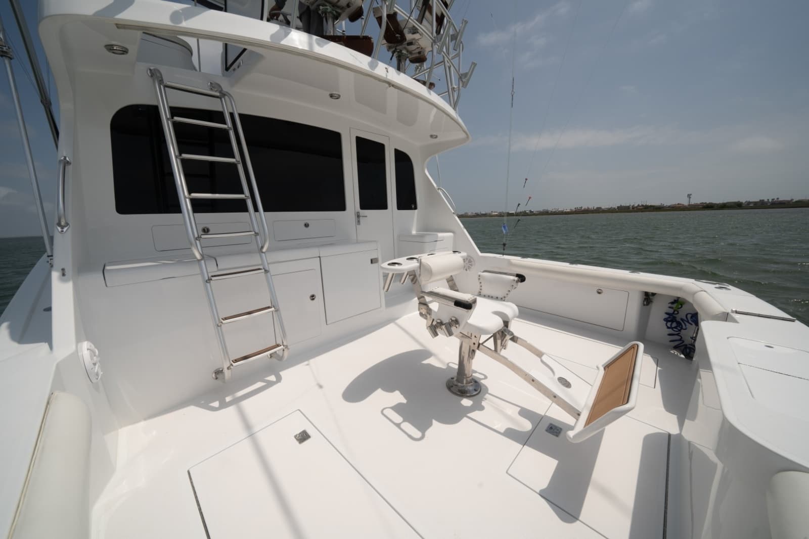 2002 Cabo 43 Convertible - Photo 36