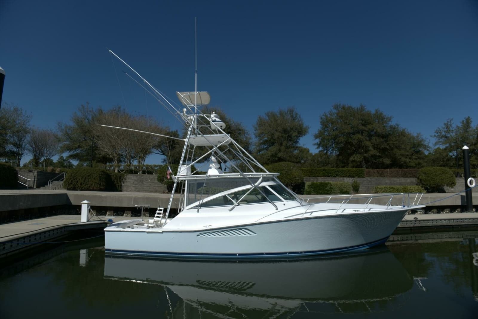 2002 Viking 43 Open - Photo 1