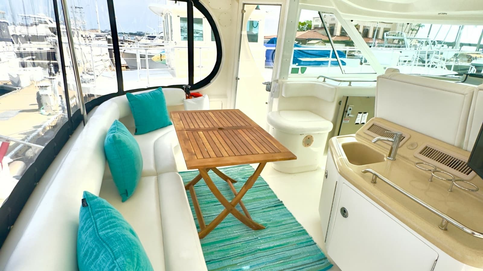2006 Sea Ray 40 Motor Yacht - Photo 13