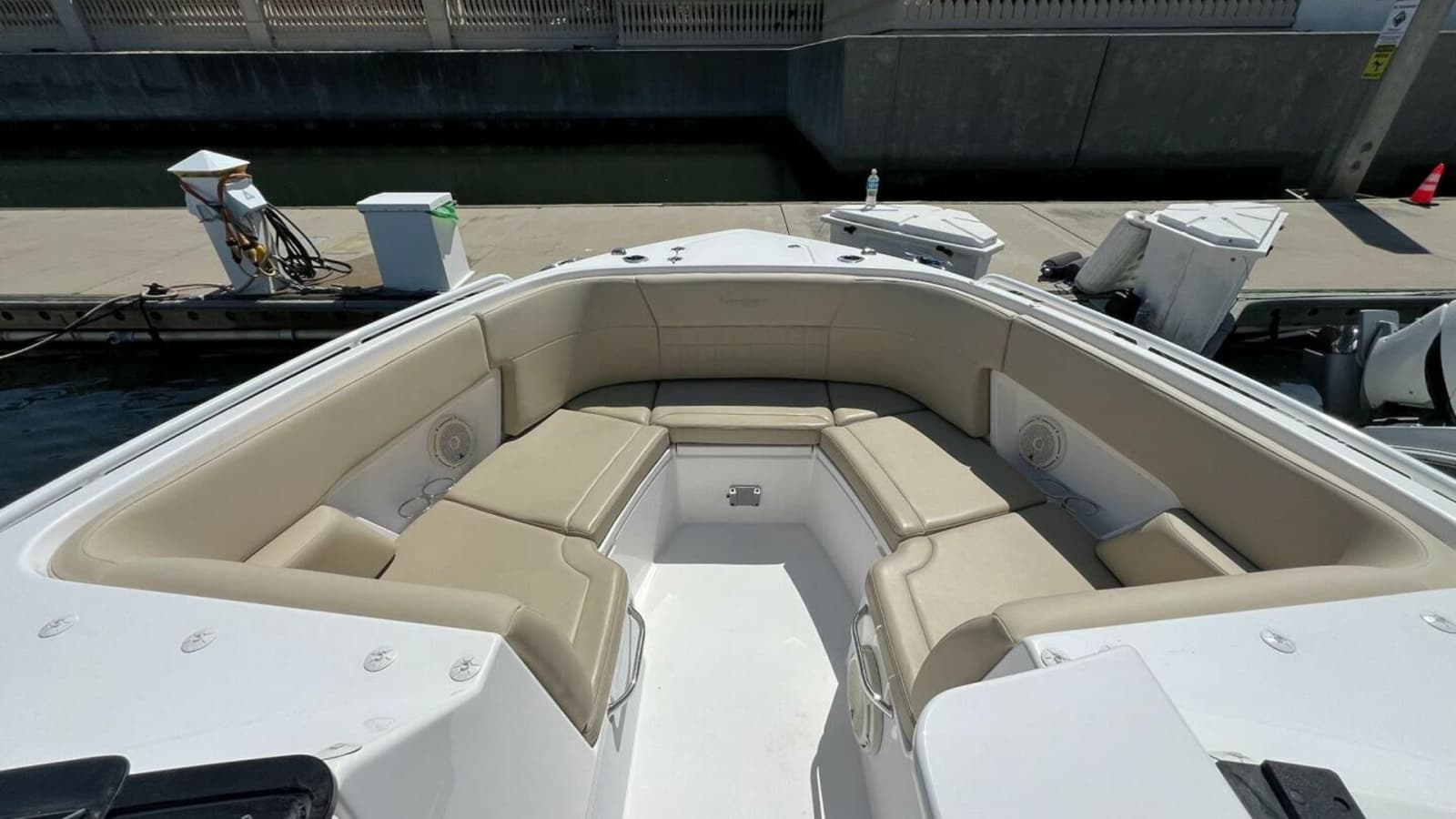 2019 Everglades 340 Dual Console - Photo 23