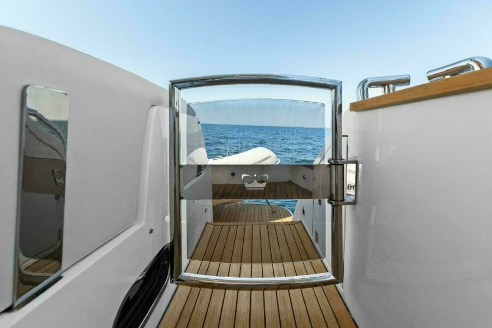 2016 Princess 60 Flybridge - Photo 8