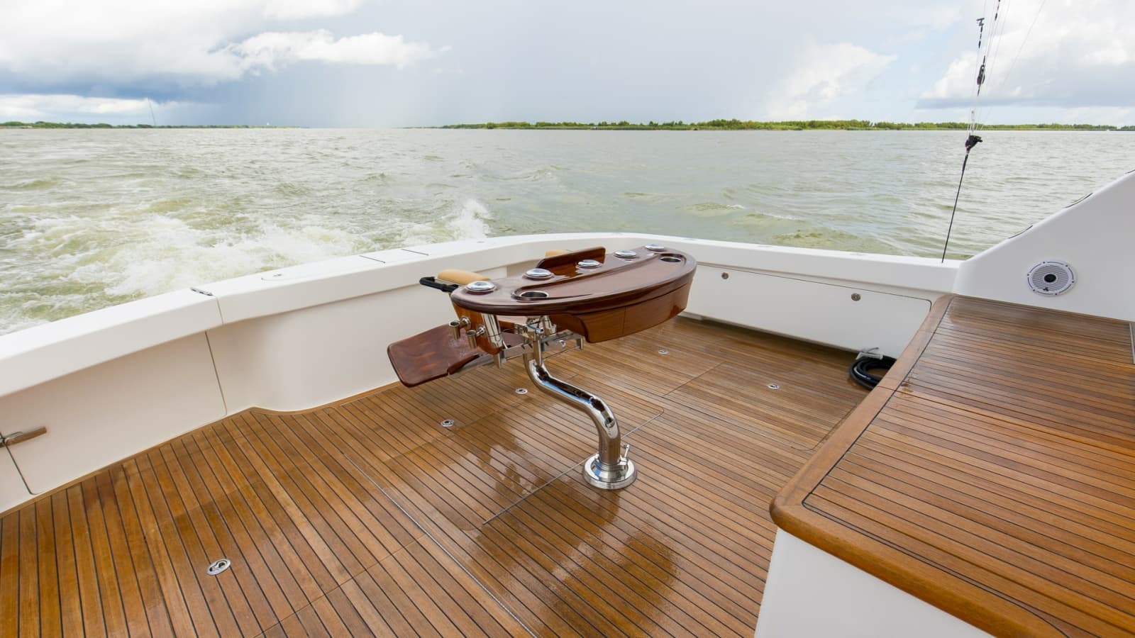 2017 Viking 72 Enclosed Bridge - Photo 54