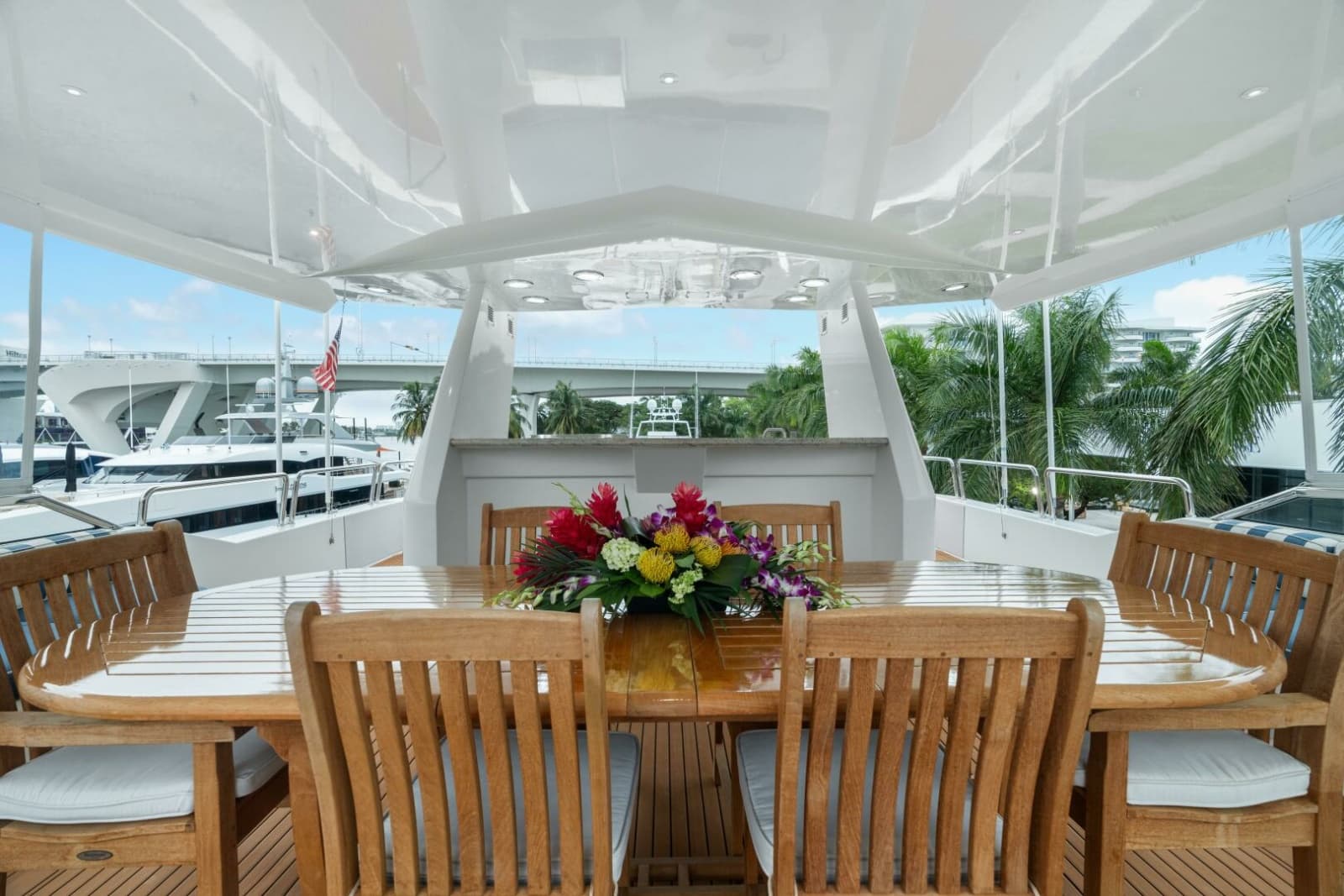 2004 Westport 130 Tri-Deck Motor Yacht - Photo 41