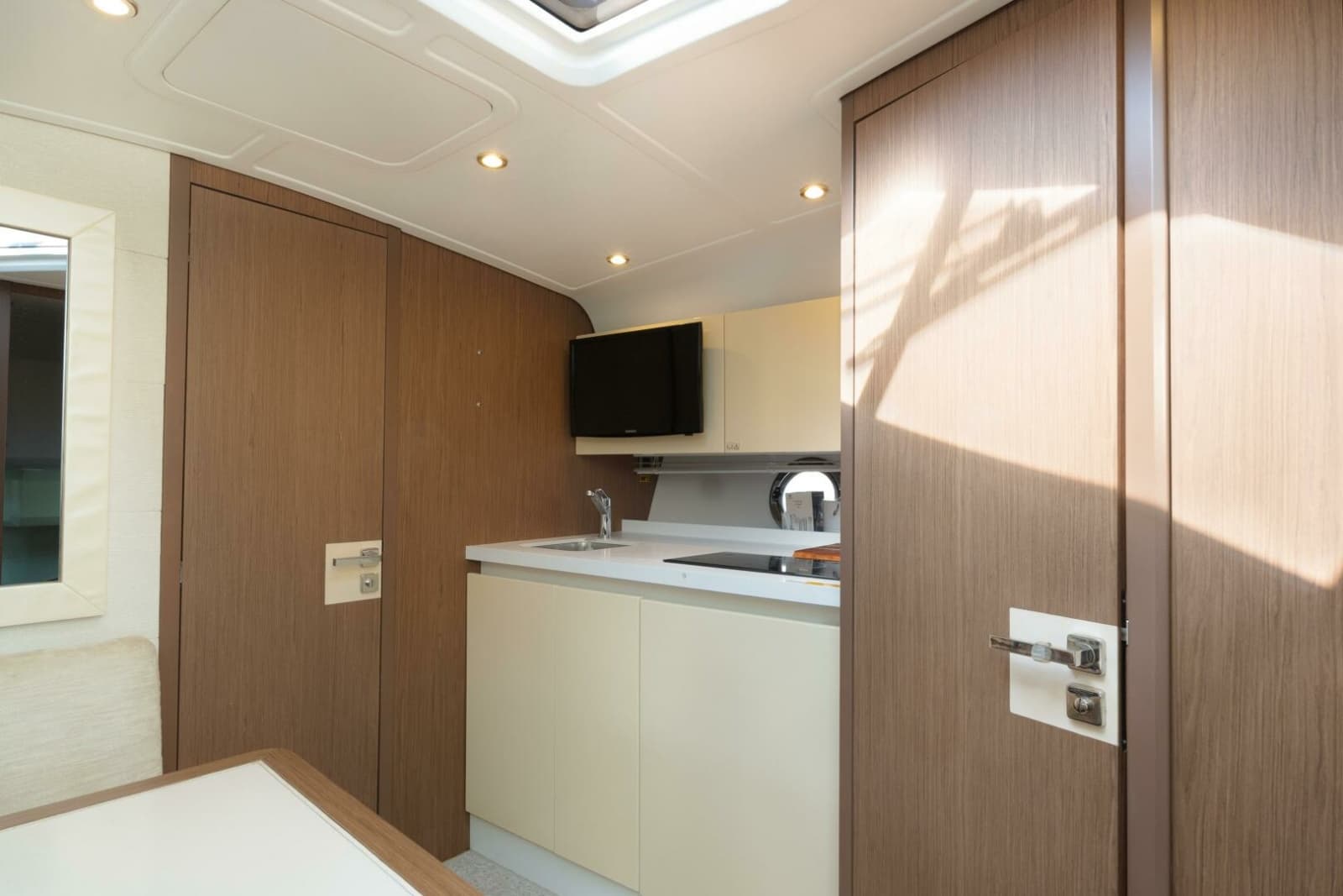 2017 Beneteau Gran Turismo 40 - Photo 11