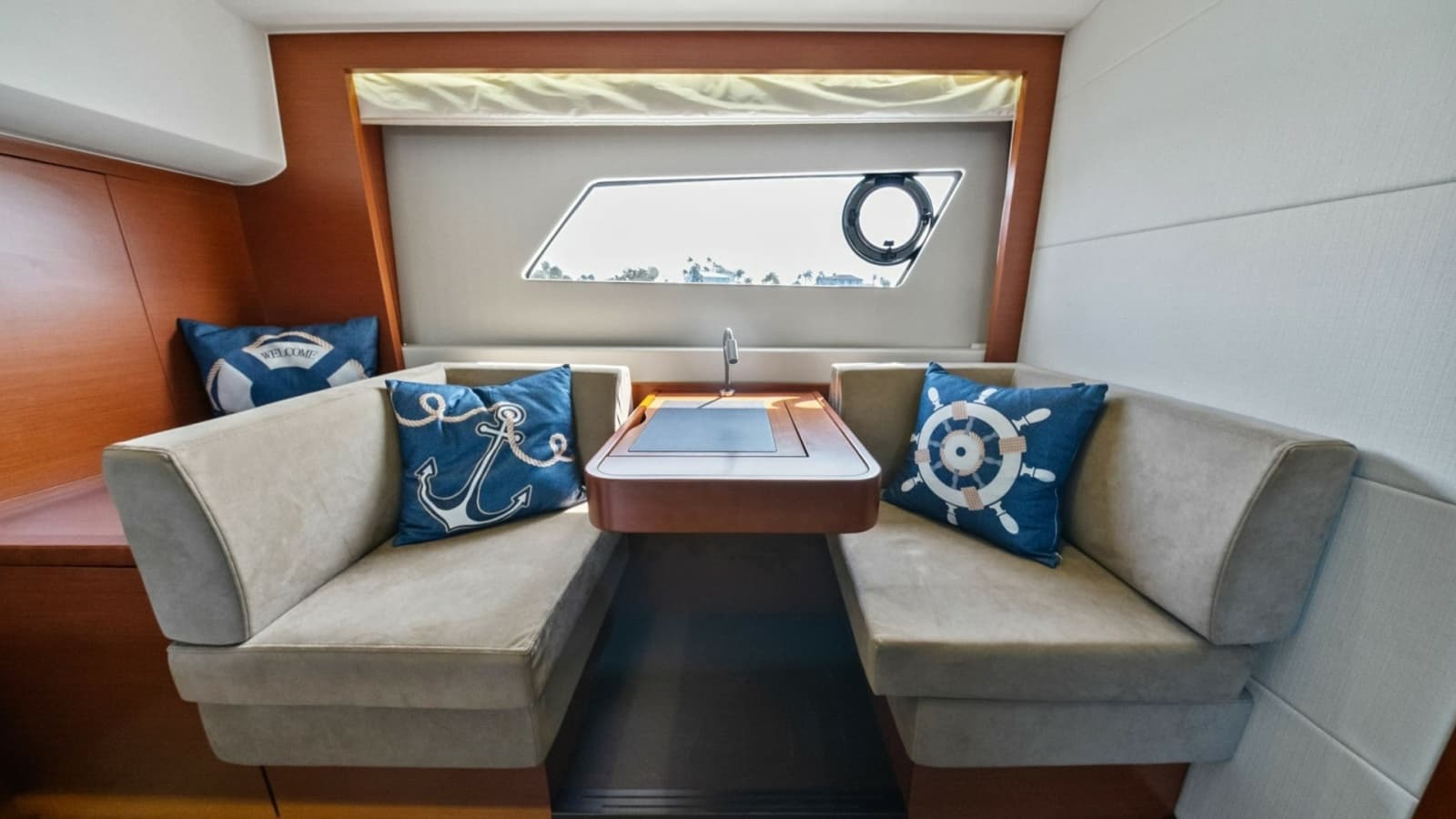 2015 Prestige 550 - Photo 39
