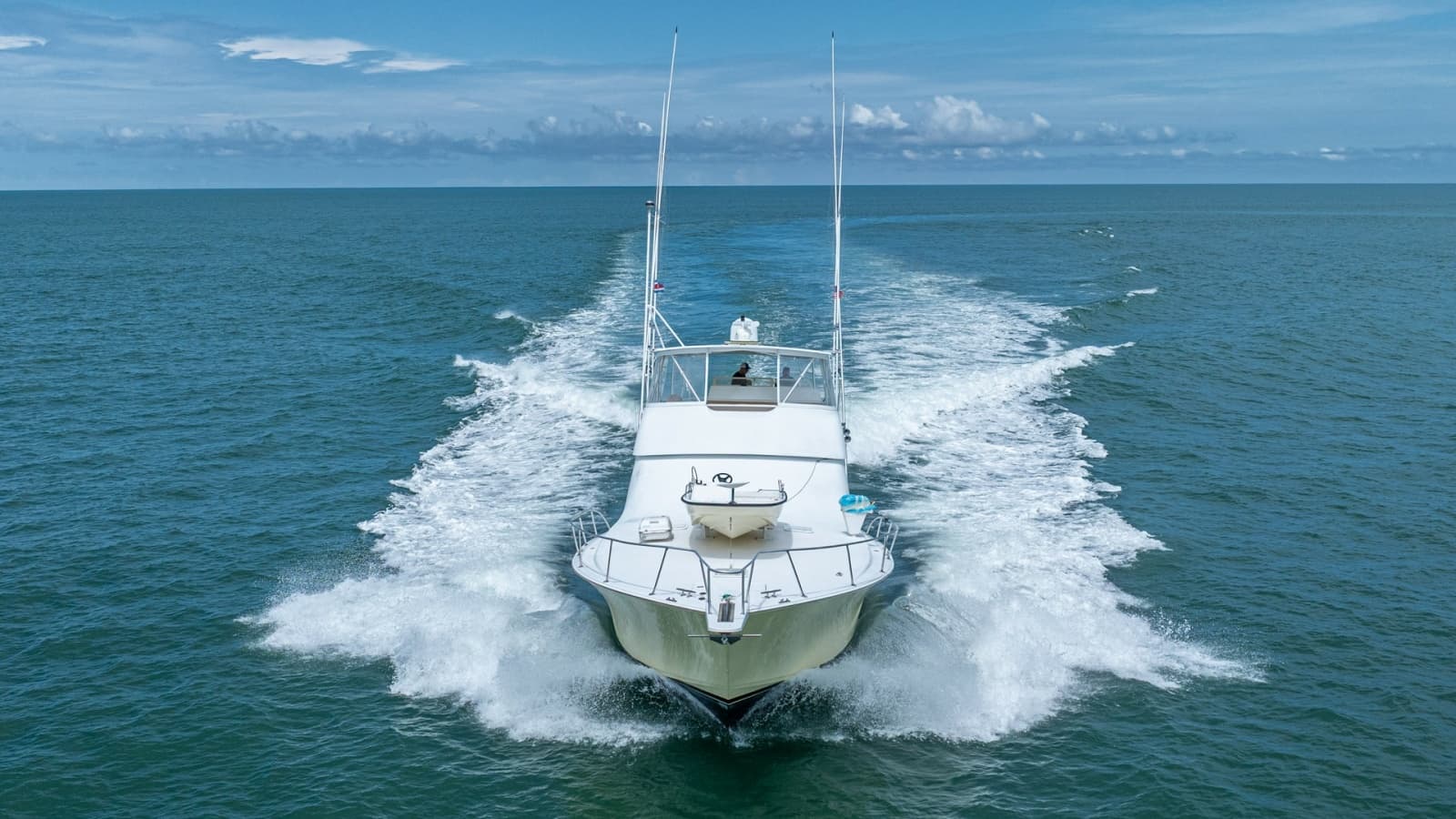 2002 Viking 61 Convertible - Photo 80