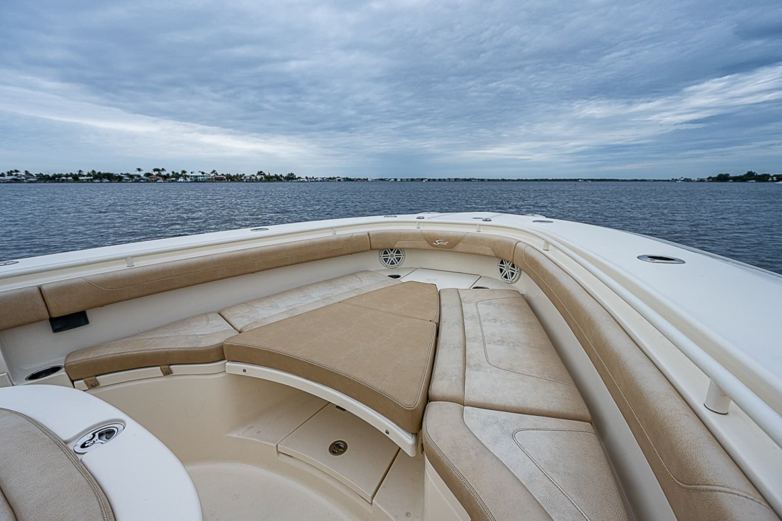 2018 Scout 355 LXF - Photo 14