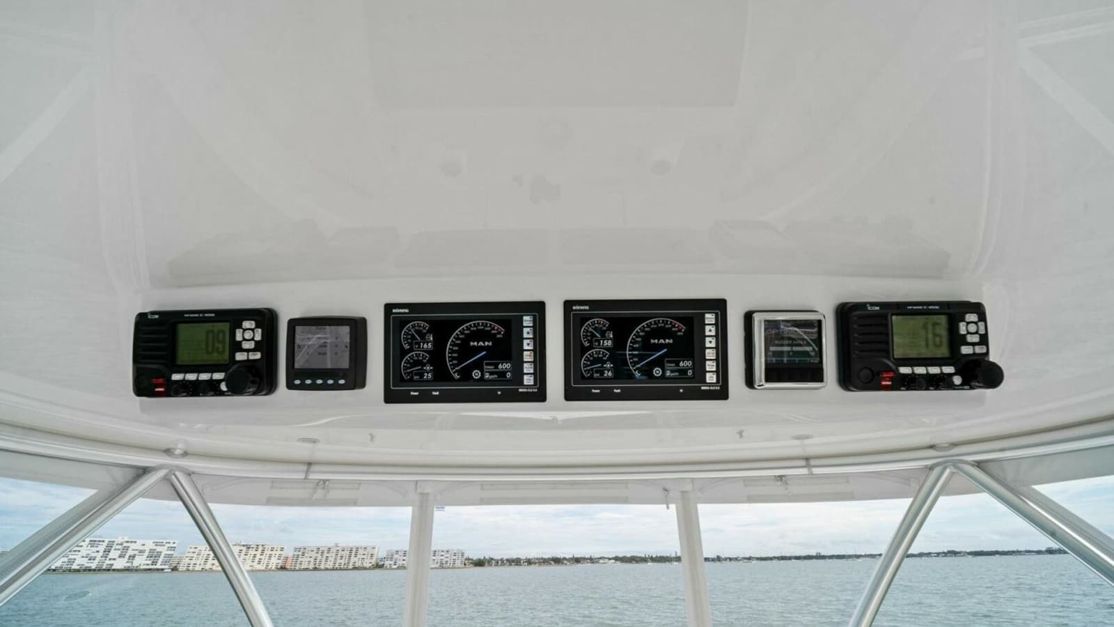 2021 Viking 46 Billfish - Photo 55