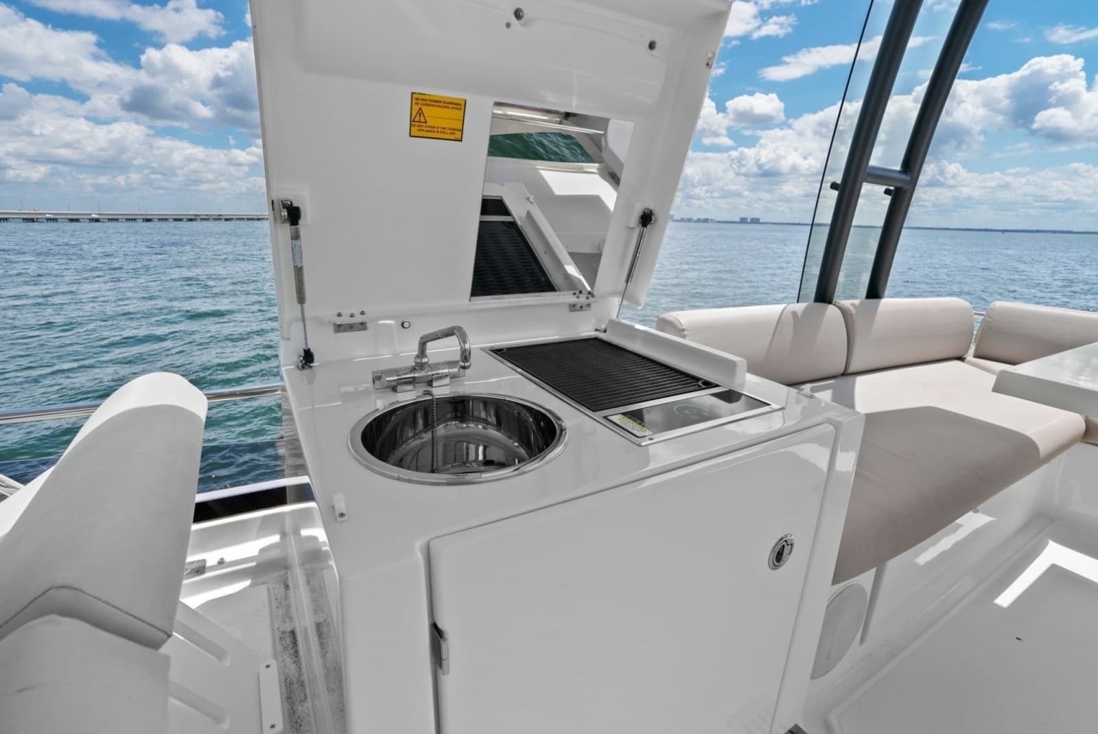 2020 Prestige 460 Flybridge - Photo 26
