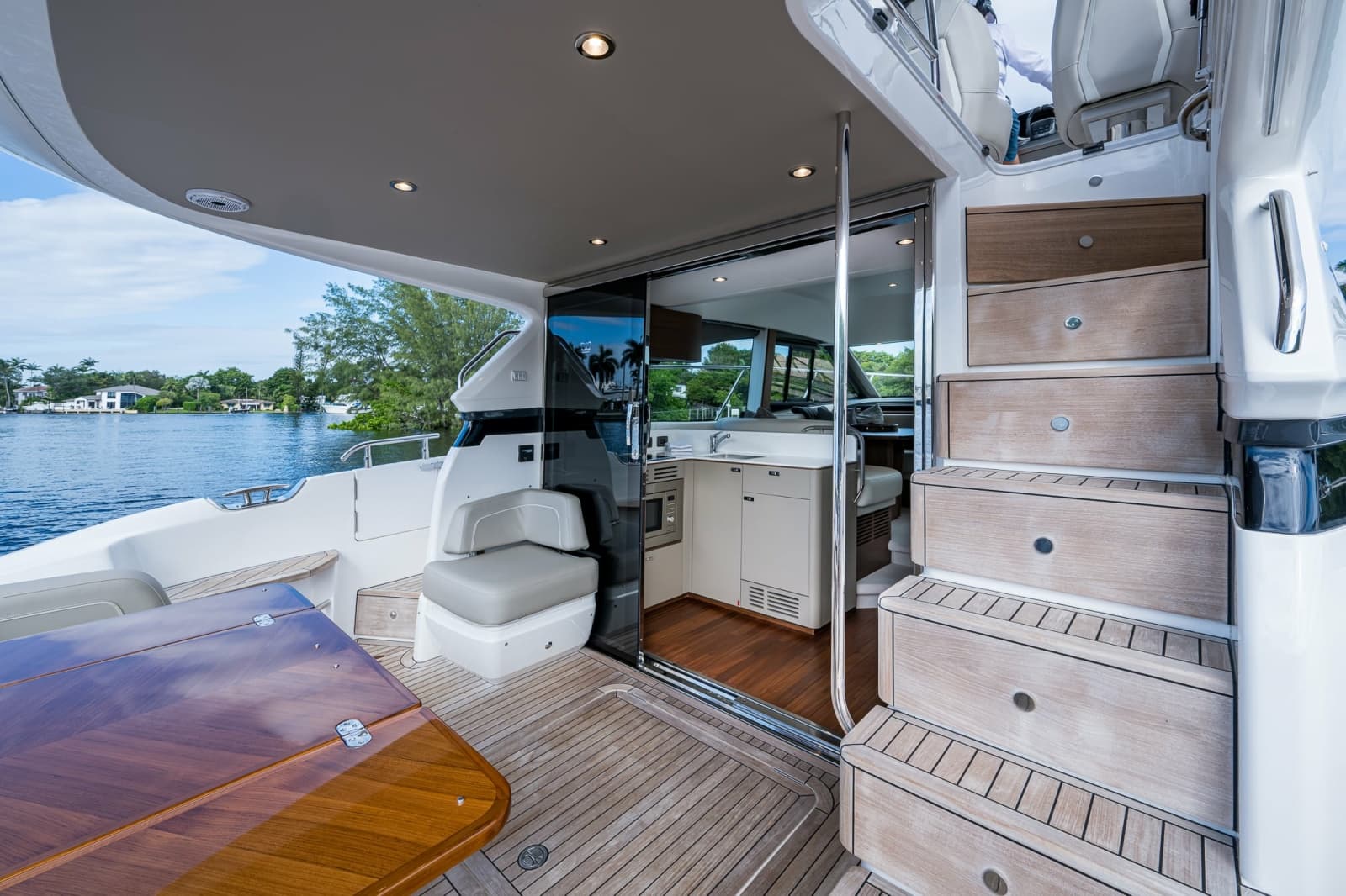 2025 Princess F45 - Photo 20
