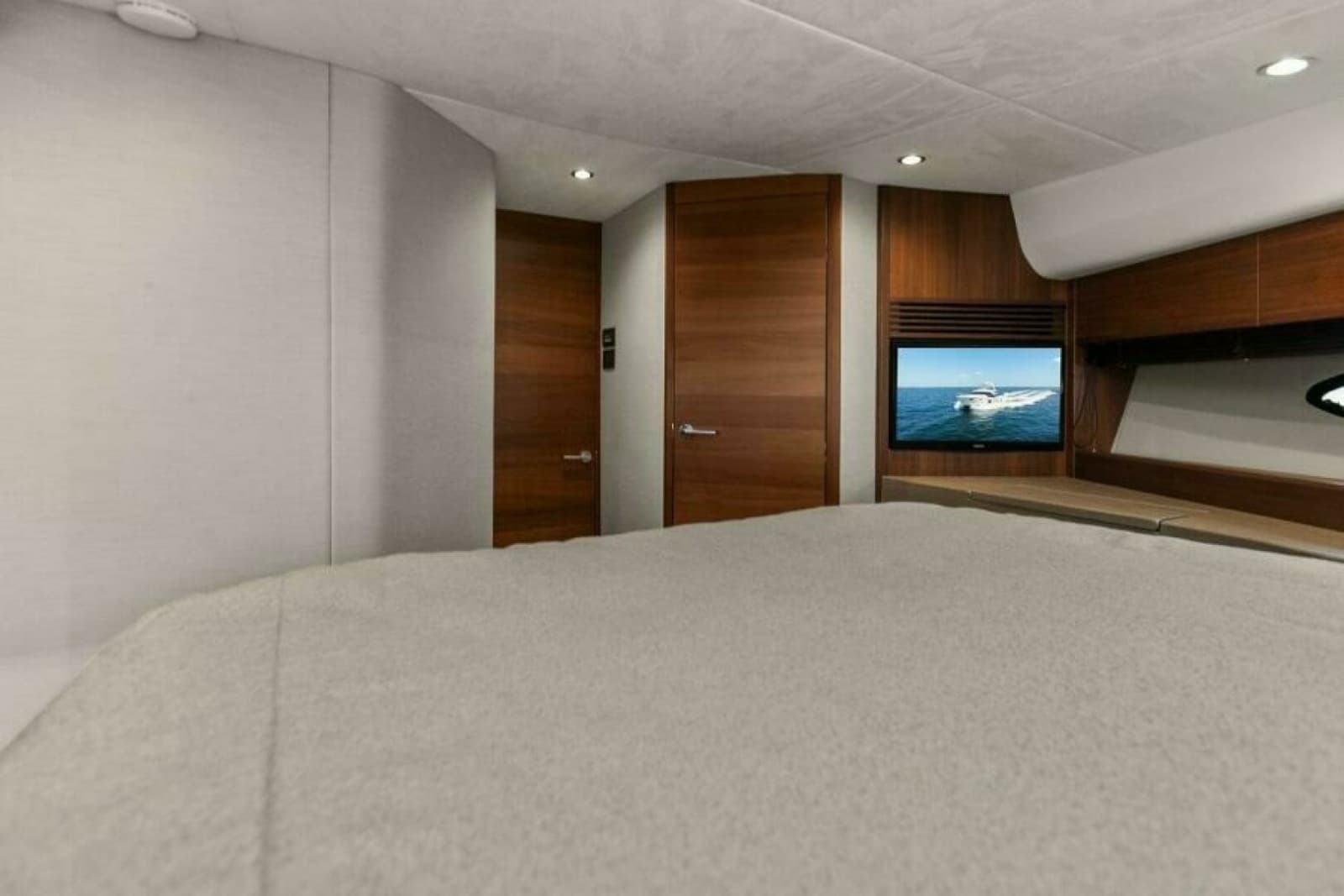 2016 Princess 60 Flybridge - Photo 44