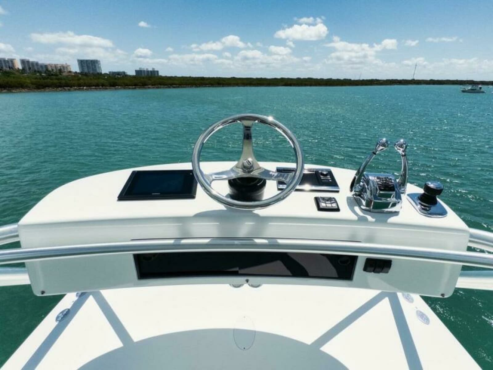 2015 Viking 42 Open - Photo 14