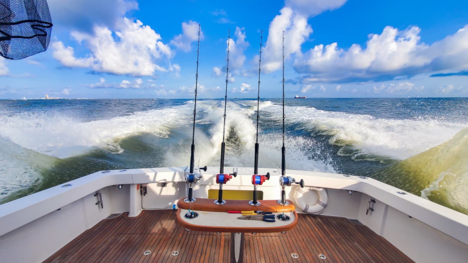 2008 Viking 52 Sport Coupe - Photo 2